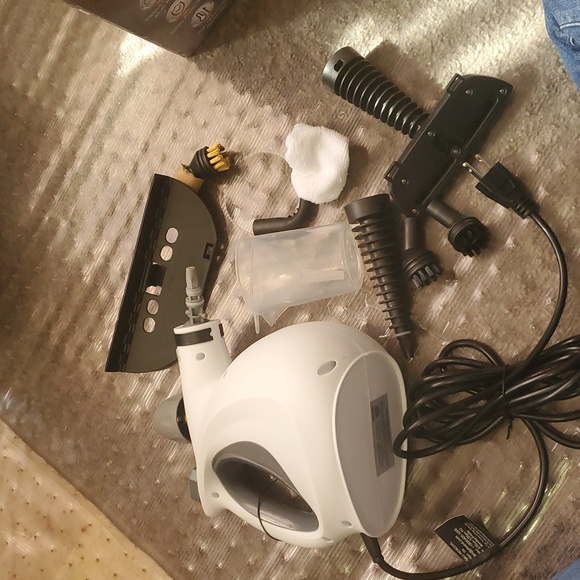 Multtipurpose Steam Cleaner - Picture 3 of 4